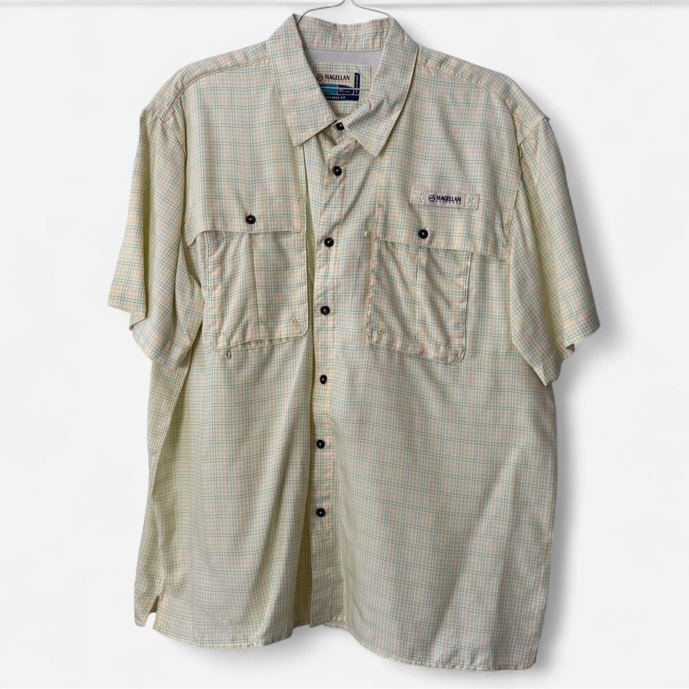 Magellan Outdoors Men's Short Sleeve Button Up Shirt Pastel Yellow Plaid